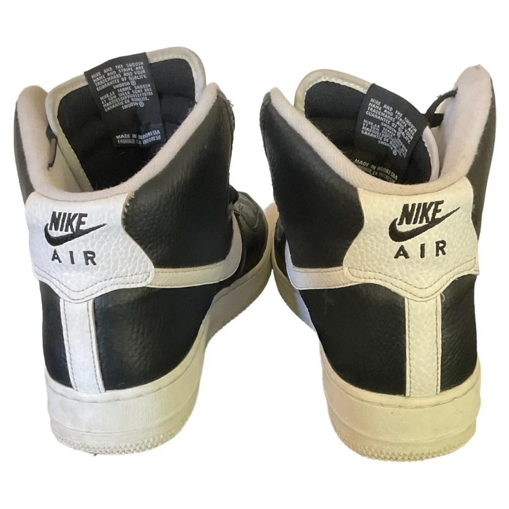 NIKE AIR MENS SIZE 10 LIKE NEW - Picture 3 of 5